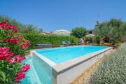 Villa Rossa with jacuzzi and pool in Porec