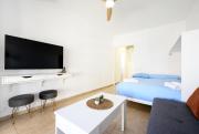 Estudio Alhambra Beach I