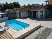 Casa de praia com piscina para 10 pessoas