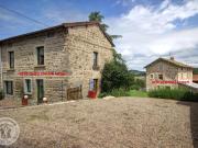 Gîte en pierres avec piscine partagée - FR-1-496-126