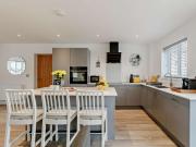 3 Bed in Westward Ho 93154