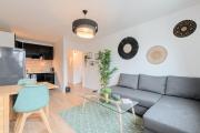 Lille, fully-equipped apartment with parking space