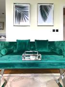 Cloud Nine Luxe Apartment