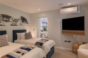 Top Salcombe