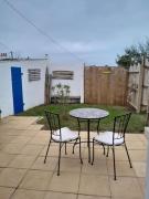 Plage et commerces à pieds ! Gîte Eugène