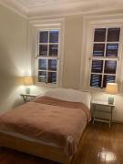 Maris , Greek House @ City Center ALSANCAK