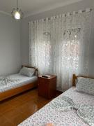 Eiffels Guest House Eiffels Guest House