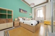 CASA GIULIANA - 3BR 2BATH, 2nd floor of historic mansion with lift and doorman, comfortable, chic, family friendly, 600 meters from Vatican & Ottaviano metro, quietest area of P R A T I wealthy, secure, accessible district - Warm guest care in 4 lang CASA GIULIANA - 3BR 2BATH, 2nd floor of historic mansion with lift and doorman, comfortable, chic, family friendly, 600 meters from Vatican & Ottaviano metro, quietest area of P R A T I wealthy, secure, accessible district - Warm guest care in 4 lang