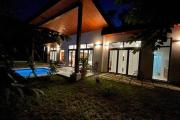 Cheerful 2 bedroom Villa with Pool
