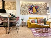 Sofisticación y glamour frente al Auditorio.