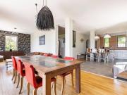 Élégante maison à Vichy : piscine chauffée, jardin arboré, terrasse et climatisation - FR-1-489-494