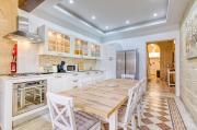 Top Sliema Top Sliema