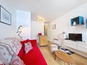 Studio confortable à Val-dIsère, accès direct pistes, pour 2 personnes - FR-1-518-158