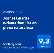 Joanet Guarda turismo familiar en plena naturaleza