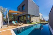 Luxusvilla mit Privatpool, Meerblick beim Liebespfad