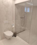 Top Einigen Top Einigen