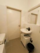 pretty apartment next to metro station