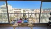 Cannes center - very practical -comfort