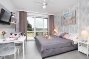 Sea Power Horyzont - Cozy Studio with Balcony by Renters