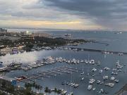 Admiral Baysuites Apartment Staycation