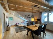 Helles ruhiges Appartement im Grünen