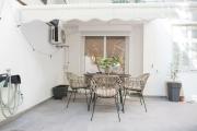 Luxury Studio with Garden next to Acropolis
