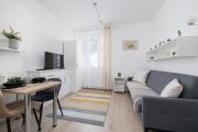 Cozy Studio Koszykarska by Rent like home