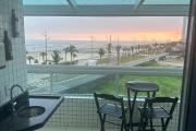 Apartamento Pé na Areia vista para o MarPraia G.