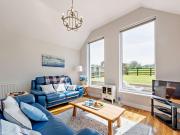 3 Bed in Tenby 92066