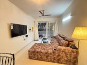 Dazzling Pool Front 2 BHK ,Zennova Stays, 5 Mins from Dabolim Airport