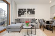 Three-Bedroom Apartment Warsaw Mokotów with Parking and Balcony by Renters