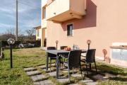Arezzo Equestrian Centre-Apt W Private Parking!