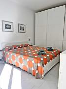 Top Chiavari