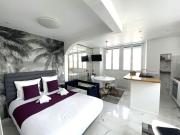 studio lumineux à BORDEAUX CHARTRONS JARDIN PUBLIC