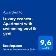 Luxury econest - Apartment with swimming pool & gym