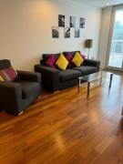 Modern Apt Cardiff City Centre - Prime Location
