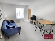 Eton, Windsor - 1 Bedroom First Floor Apartment - With Parking