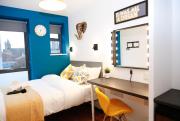 New Luxury Rooms in the Heart of London Next to Shops, Cafes, Bars & Metro with Shared Bathrooms