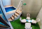 Flat 03 com piscina privativa