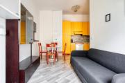 JOIVY Stylish 2-bed Flat, Easy Access to Centre