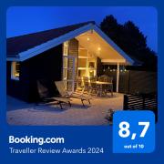 Moderne sommerhus, 8 senge, 250 mtr til sandstrand