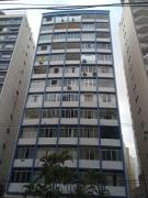 Apto em Santos a uma quadra da praia do Boqueirão