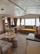 Phoenix caravan hire, Trecco bay