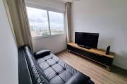 Ap10 Prático, confortável com wifi, piscina, rooftoop e academia em frente ao Metrô
