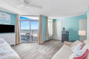 ** March Specials ** Beautiful Efficiency Condo in Ocean Front Building