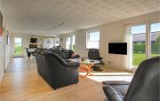 Three-Bedroom Holiday Home In Haderslev