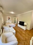 New Cosy Central Studio Grbavica New Cosy Central Studio Grbavica