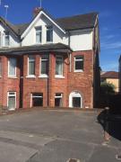 Spacious 5 Large Bedroom Victorian House - Beach 2 Miles
