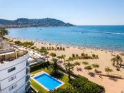 Apartamento en Roses: Frente al Mar, Terraza, Piscina, Aire Acondicionado y Wifi - ES-228-103