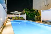 Villa Mihaela with private pool, jacuzzi and free secure parking